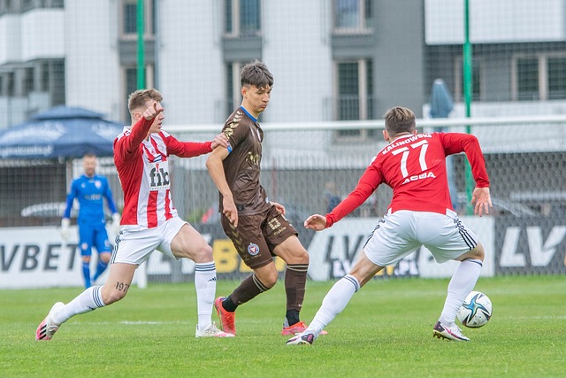 全国定向锦标赛在广西桂林开幕.