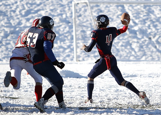 拜仁通报诺伊尔伤情：小腿肌肉出现反应，未来几.